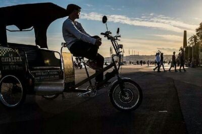 Original Nice city tour ( pedicab-vélo taxi)