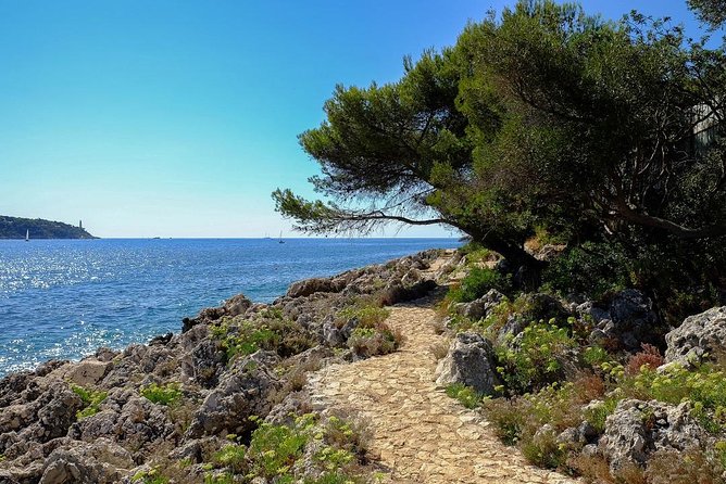 Picturesque walk from Nice to Villefranche sur Mer with pic-nic and swim - Key things to know before you go