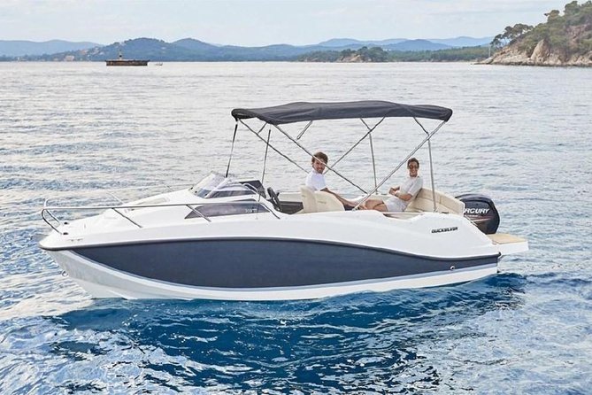 Private Boat Tour on the Côte d'Azur ( Nice - Monaco or Nice - Cannes ) - First Cruise Out of Nice: Mont Boron and Cap de Nice From the Water