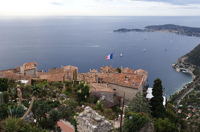 Private Cruise Excursion "Highlights of the French Riviera" - St-Paul-de-Vence: art galleries and village charm on purpose
