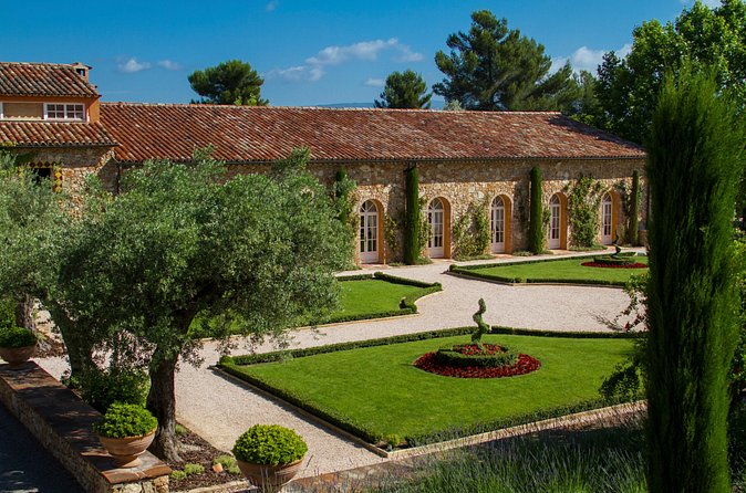 Private Day Trip: Wine Tasting Tour with Pinic Lunch From Nice - The Car Ride: Long Enough to Enjoy the Countryside, Not So Long It Drains You