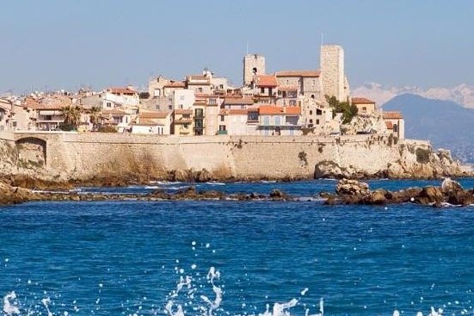 Private Half-Day Trip: Cannes and Antibes from Nice by Minivan - Should you book this private half-day to Cannes and Antibes?