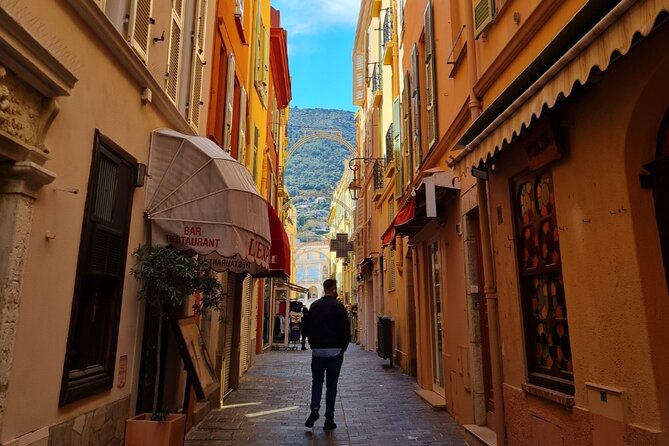 Private Half Day Walking Tour in Old Nice France with Local Guide - Glacier du Pin clementine sorbet: the food break that makes the route feel local