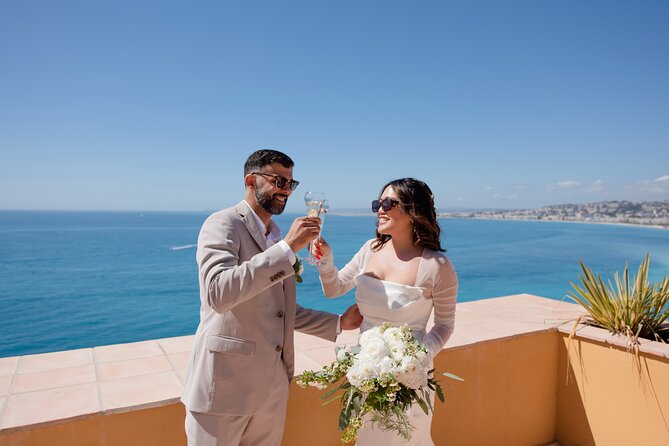 Private Photo Session with a Local Photographer in Nice - High-Definition Photos in About Four Days
