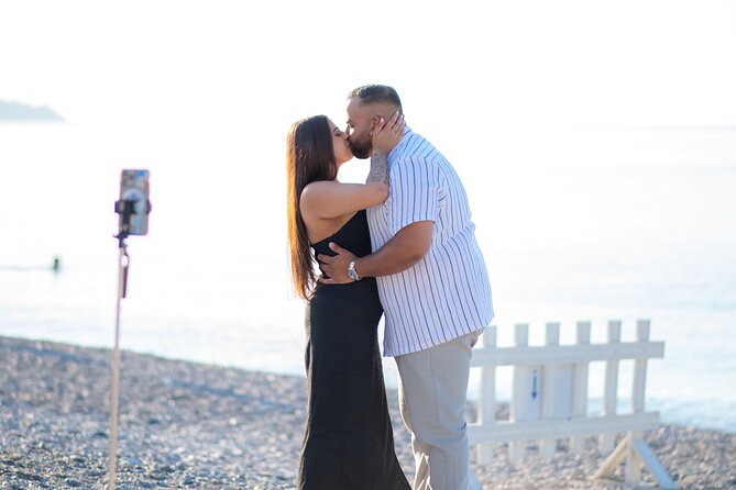 Private Photo Session with a Local Photographer in Nice - Price and Value: $302.46 for Up to 4 People