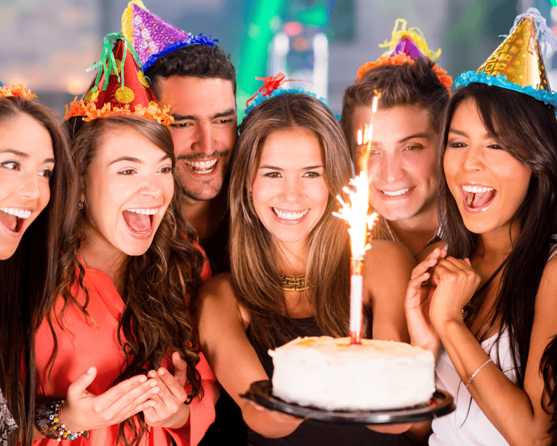 Private Pub / Bar Crawl Group Size 6-20 people - Nightclub entry at the end: the smart finish