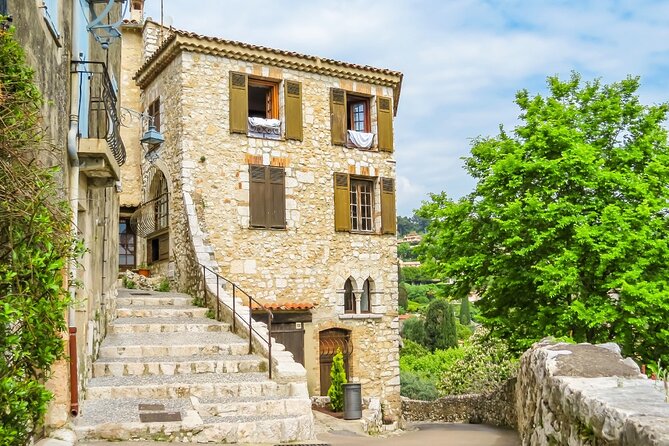 Private Tour Provence Medieval Villages from Nice - Price and what you get for $937.63 per group (up to 8)