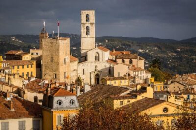 Private tour: the most beautiful medieval villages, full day