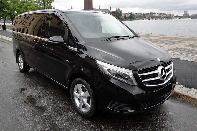 Private Transfer Between Nice Airport to Nice City - From Nice Airport Pickup Point to Your Hotel Lobby