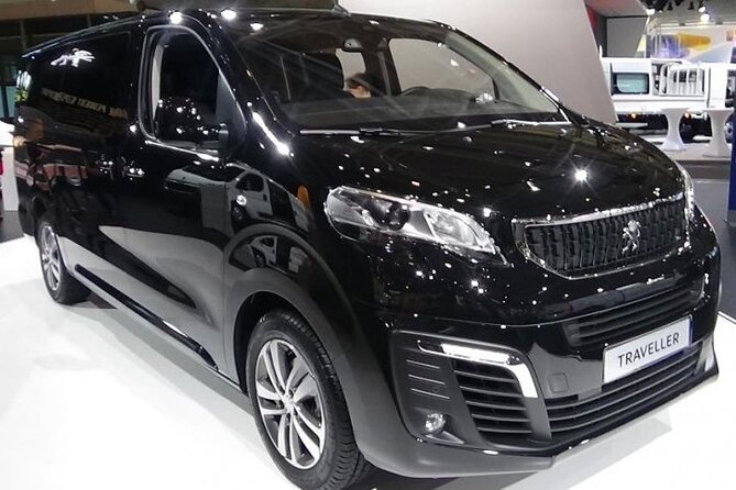 Private Transfer from Nice Airport to Nice hotels for groups of up to 8 people - Vehicle Comfort: Air-Conditioned and Built for Groups