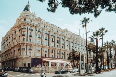 Private transfer from Nice to Marseille, 4 hour Stop in Cannes