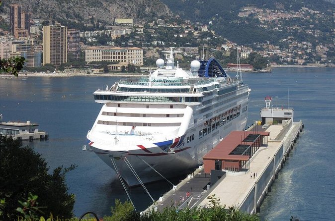 Private Transfer Nice Airport to Monaco Cruise Ship Terminal 2025 - Drinks, bottled water, and small comforts on cruise day