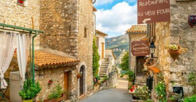 Provence Countryside & Medieval Villages Day Trip