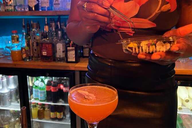 Shake, Mix & Sip: Cocktail Workshop in Old Nice - Your First Course: The Pro Demo and Welcome Tasting Shot