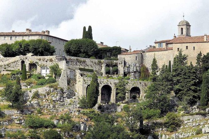 Small Group Full-Day Trip to Medieval French Riviera Villages from Nice - A Nice day trip that mixes coast glamour with medieval hill towns
