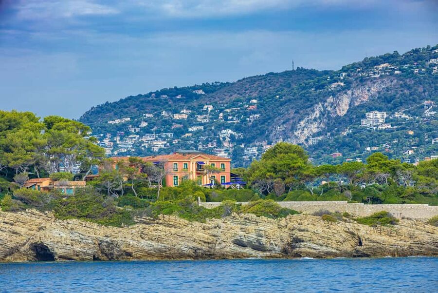 Take a 2-hour stroll to Monaco - Eze viewed from the water: medieval vibes without the climb