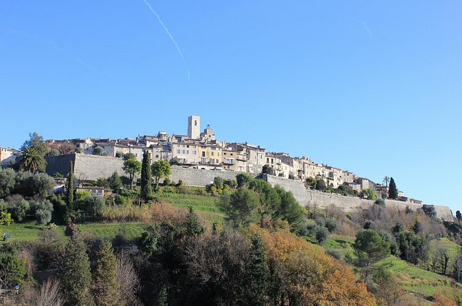 Taste of Provence - Tourrettes-sur-Loup: Provençal charm with photo-ready angles
