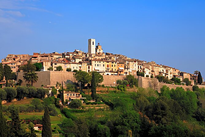 Tour Grasse and medieval villages of Gourdon, Tourette & St Paul - St-Paul-de-Vence: ramparts, artist names, and a proper village climb