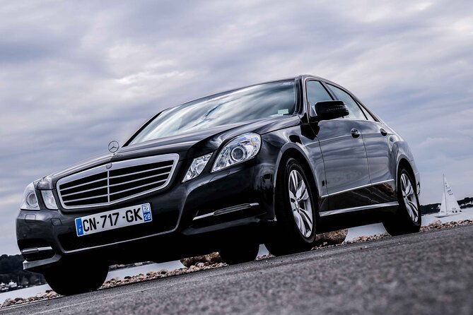 Transfer Nice Côte d'Azur International Airport to Monaco - Price and value for $262.21 per group (up to 2)