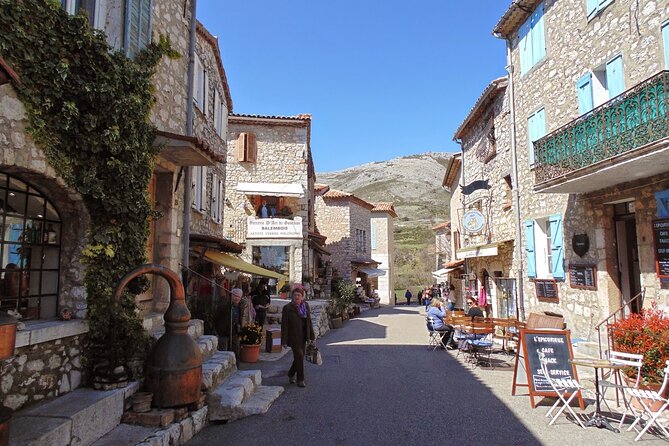 Villages Médiévaux,Grasse, Gourdon, Tourrettes sur Loup, St Paul - Grasse perfume, Saracen towers, and a cathedral by Rubens
