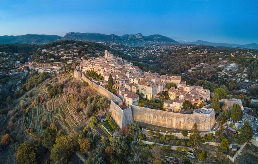 Visit Saint Paul de Vence, Antibes, and Cannes: 7-Hour Tour - Saint-Paul-de-Vence at golden hour: cobblestones, ramparts, art galleries