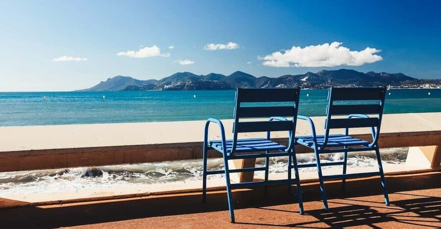 Visit Saint Paul de Vence, Antibes, and Cannes: 7-Hour Tour - Small-group logistics from Nice: what makes the day feel smooth