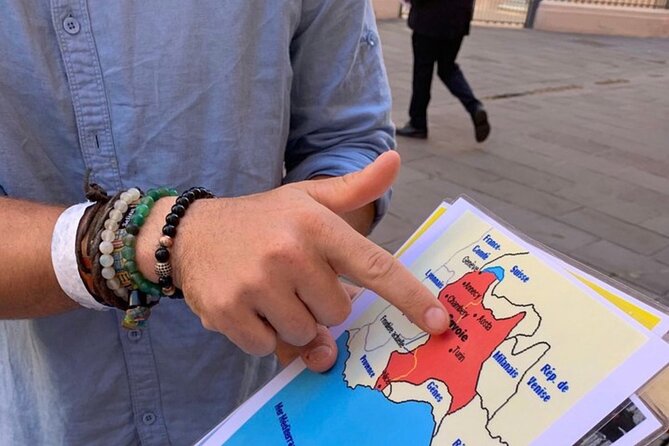 ★ Walking Tour of Old Nice and Castle Hill - Stop 2, Colline du Château: Promenade views, Old Port energy, and the Belanda Tower